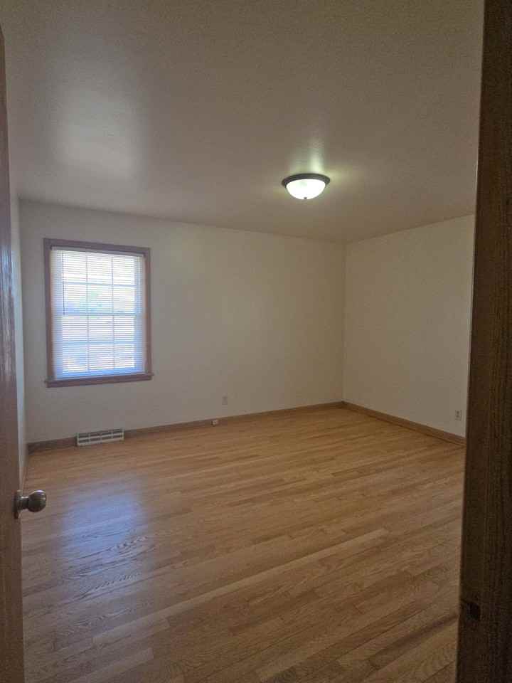 7221 W Tripoli Ave #EAST - Photo 5 of 14