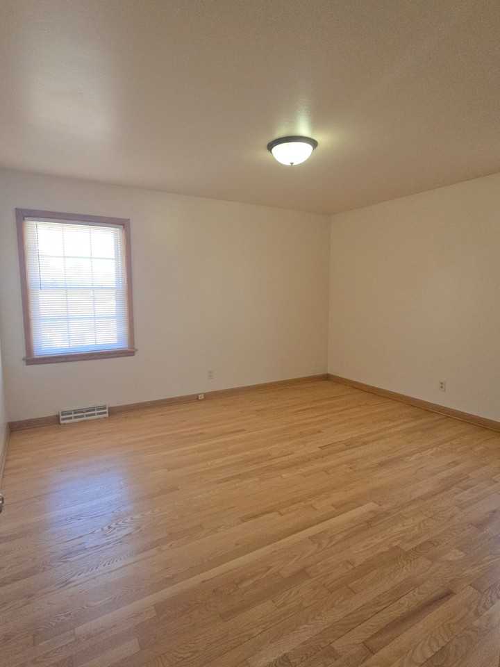 7221 W Tripoli Ave #EAST - Photo 7 of 14