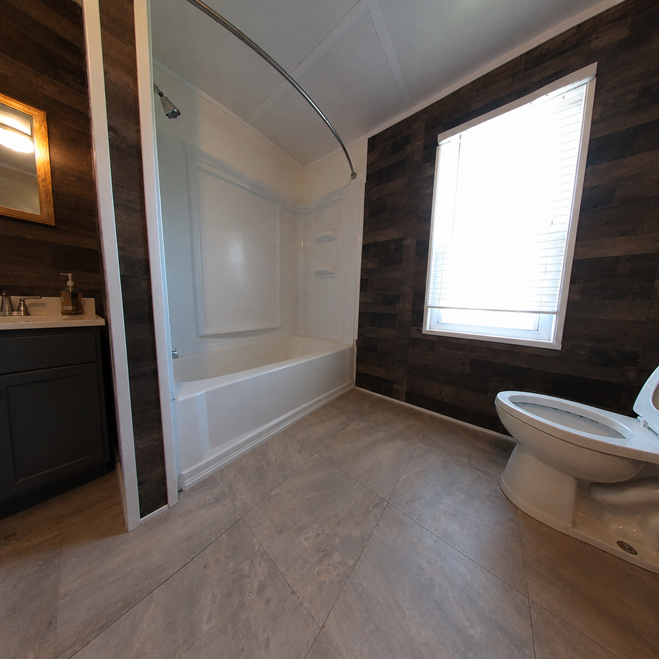 718 East Brady Road - Photo 5 of 8