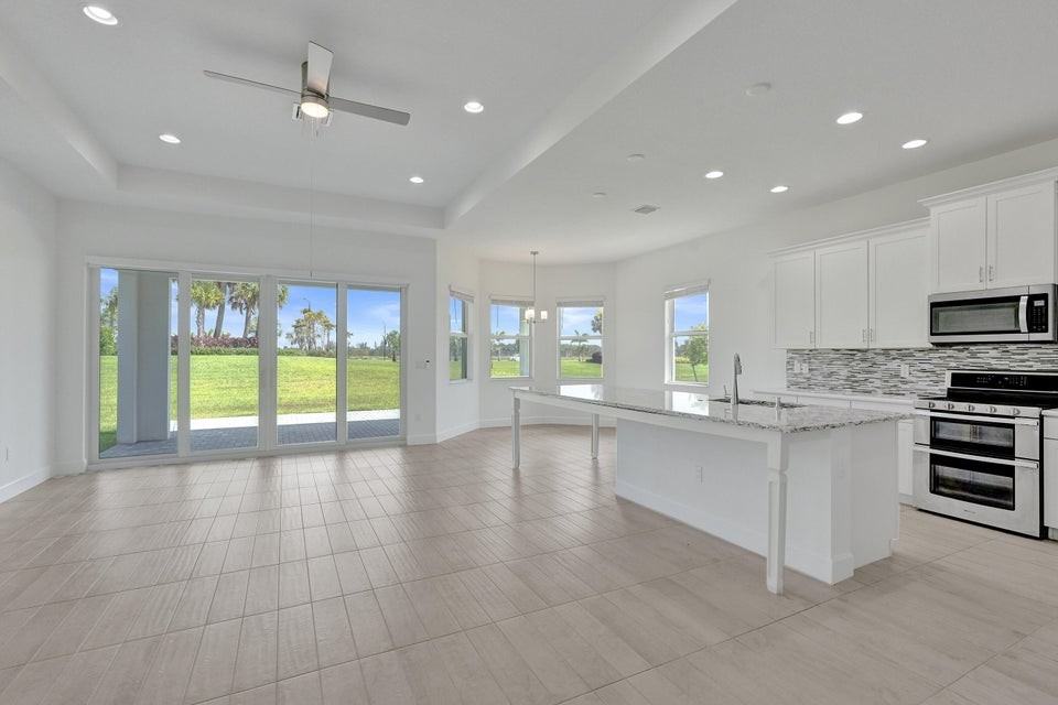 5194 Macoon Way - Photo 2 of 8