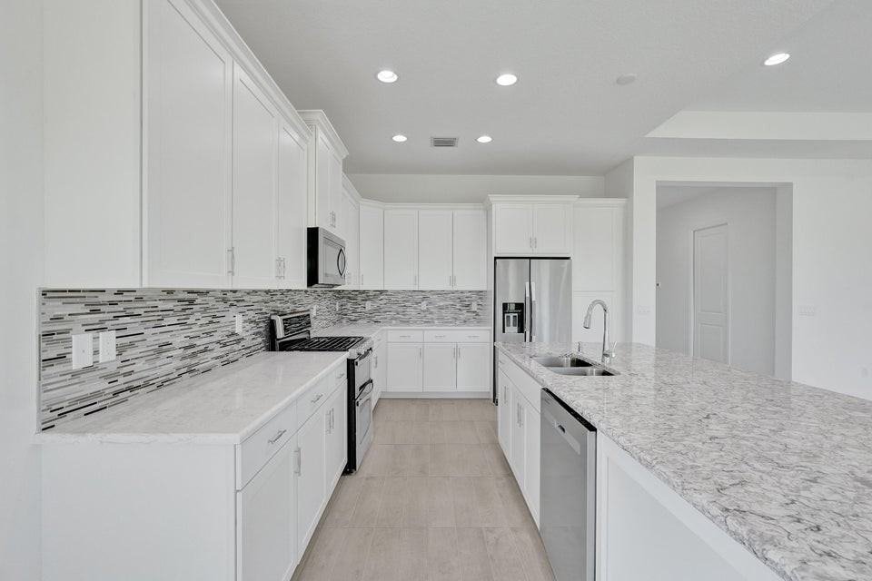 5194 Macoon Way - Photo 3 of 8