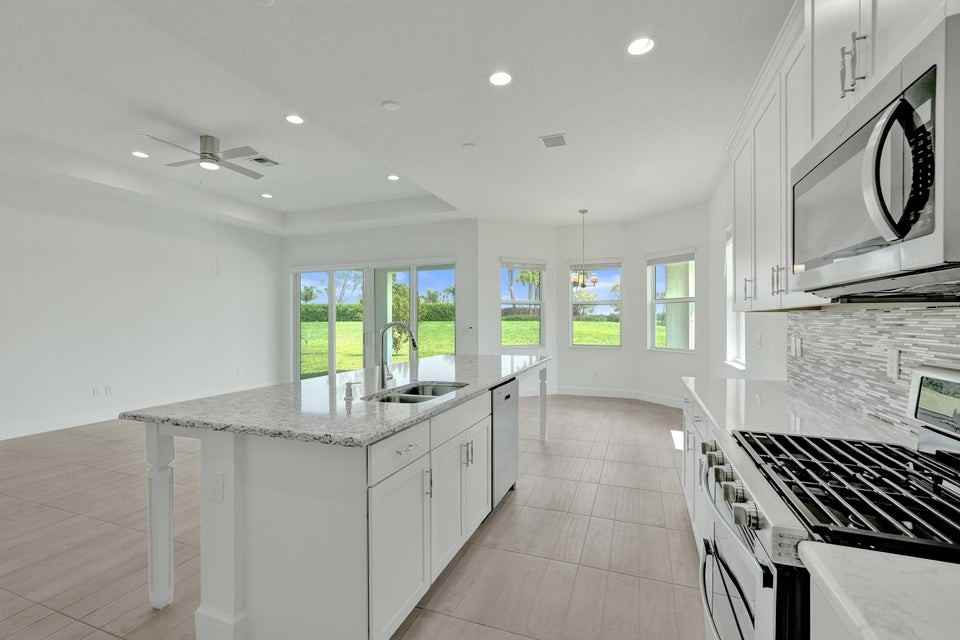 5194 Macoon Way - Photo 5 of 8