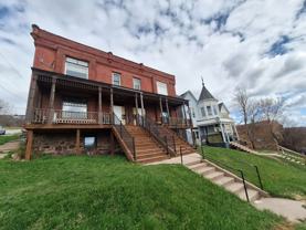 531 W 4th St #1 - Photo 1 of 1