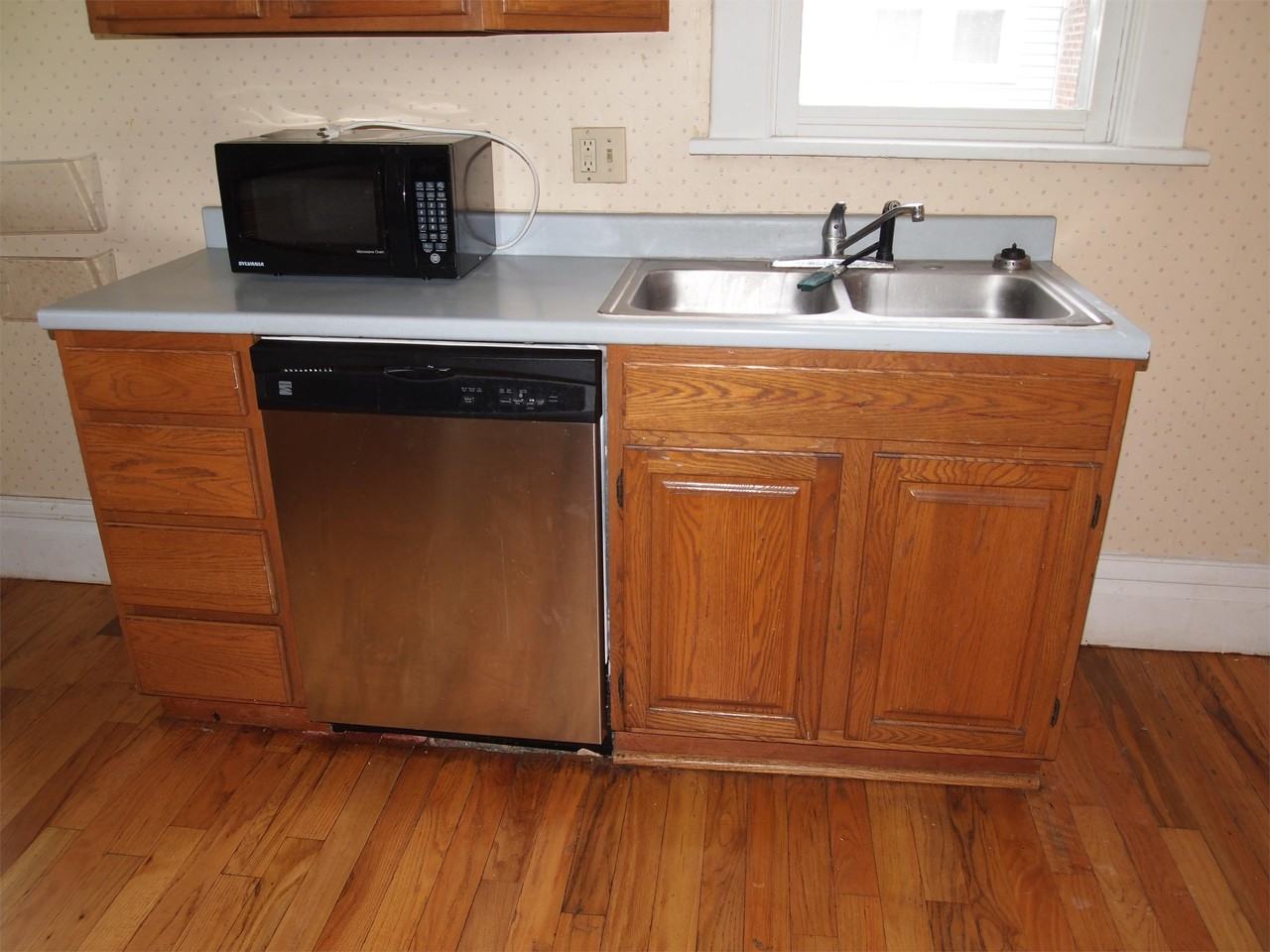 132 Union St #1 - Photo 4 of 21