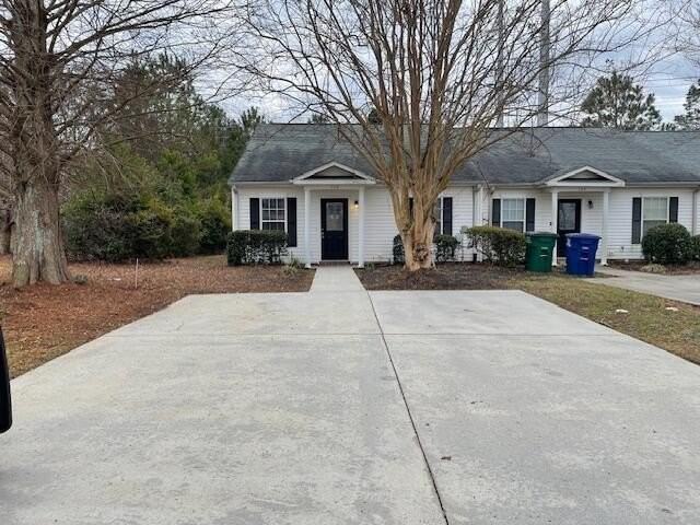 102 Bennington Ln - Photo 2 of 17
