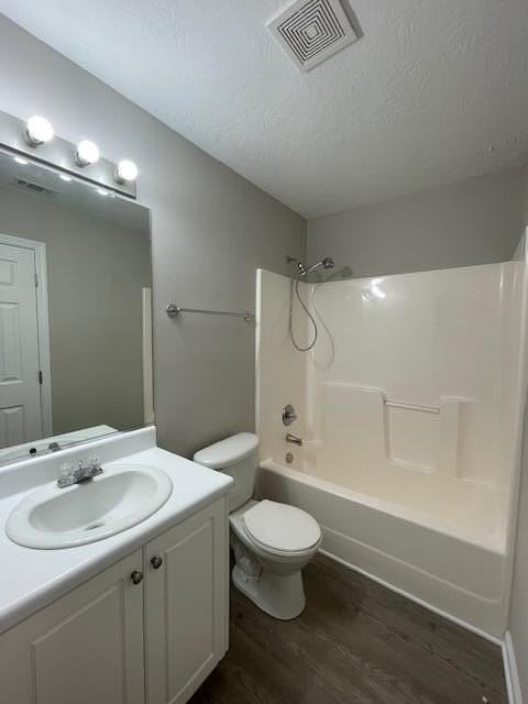 102 Bennington Ln - Photo 5 of 17