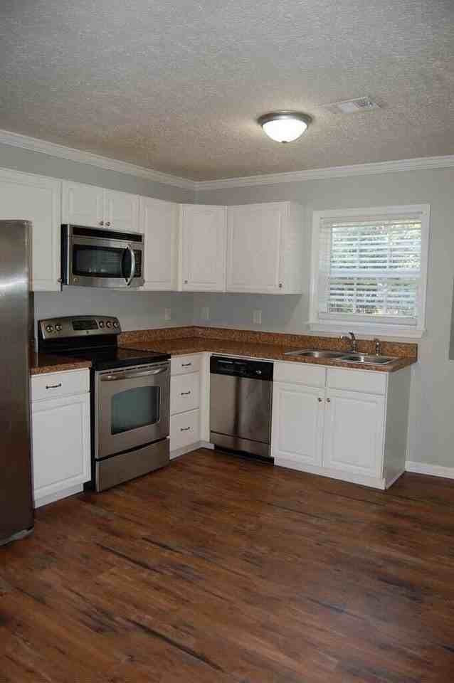 111 Smallridge St - Photo 4 of 23