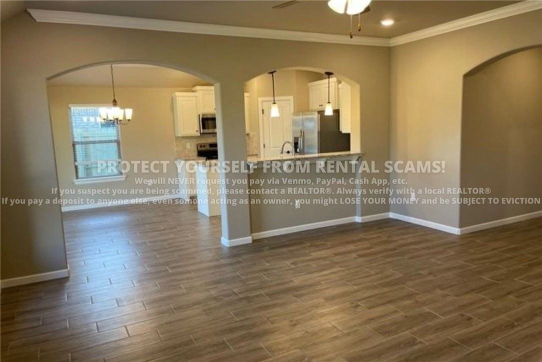 4490 W Newton Ave - Photo 6 of 24