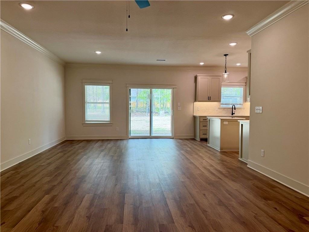 4 Shetland Cir - Photo 3 of 19