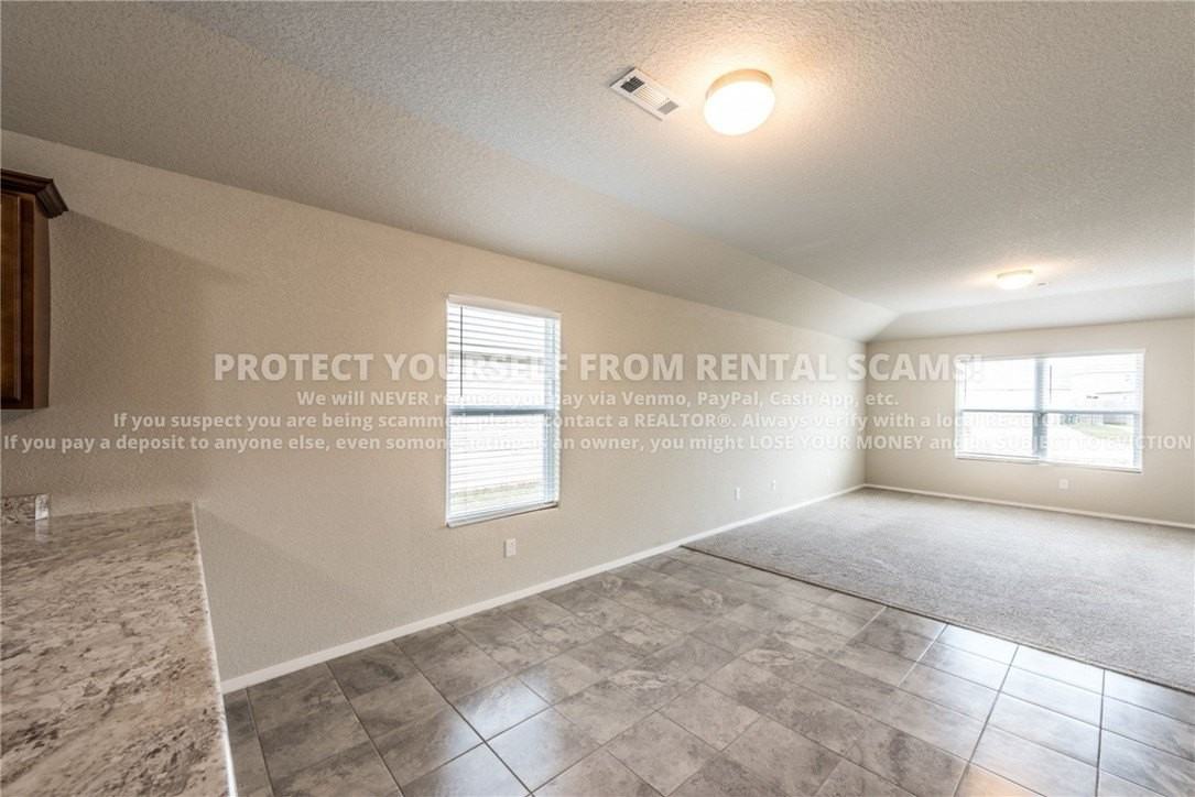 5079 W Claxton Cir - Photo 5 of 16