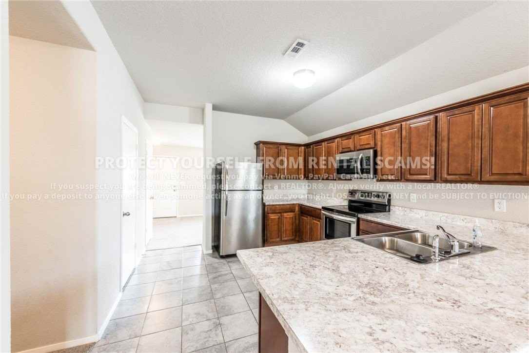 5079 W Claxton Cir - Photo 7 of 16