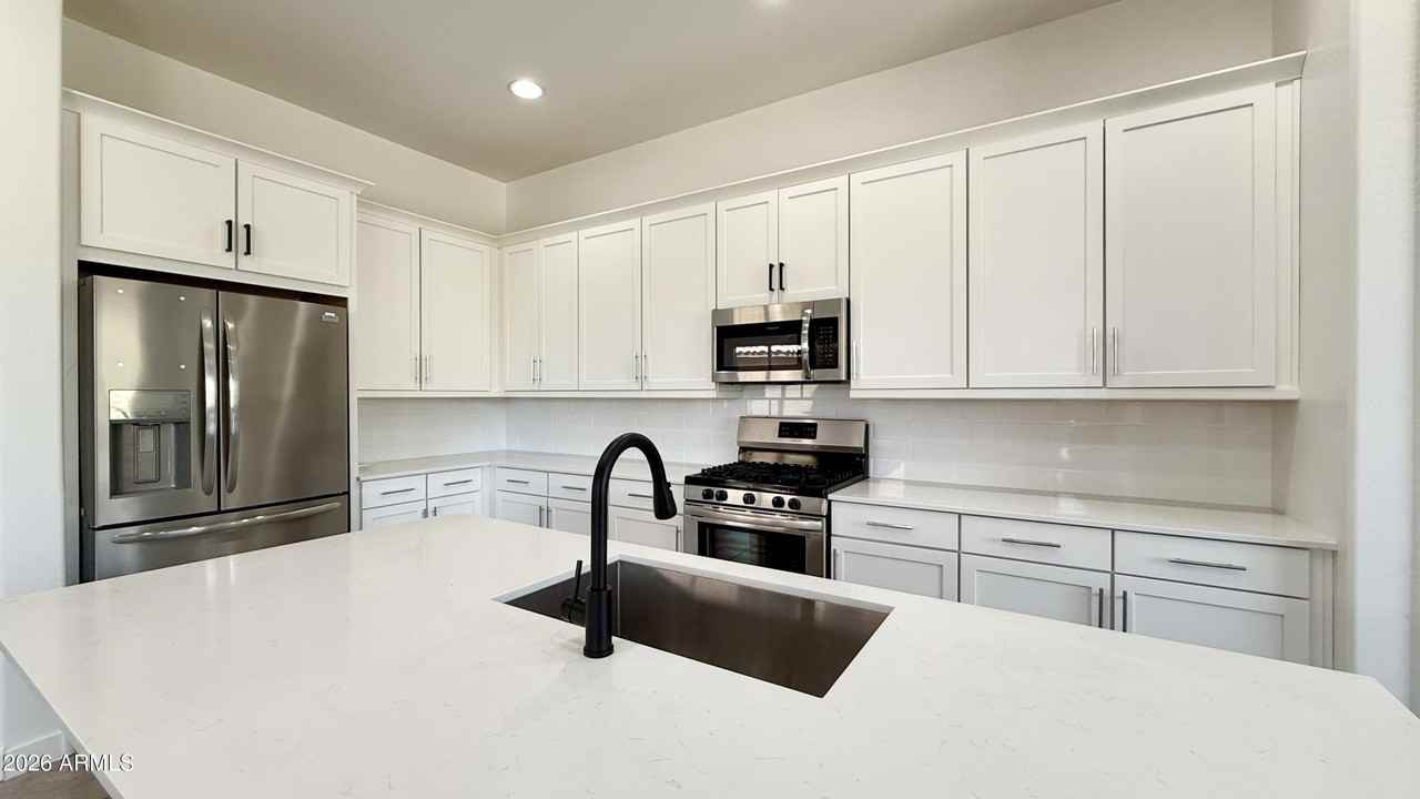 12556 W Calle De Baca - Photo 3 of 33