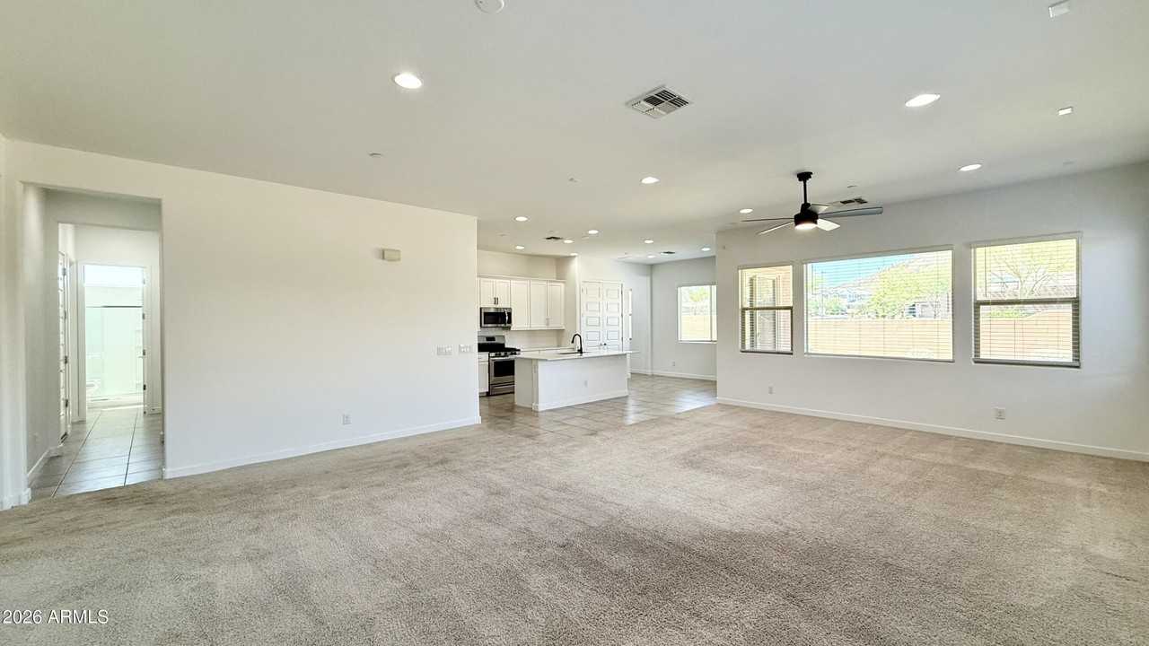 12556 W Calle De Baca - Photo 6 of 33