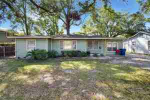 featured image of 680 S 3rd St
