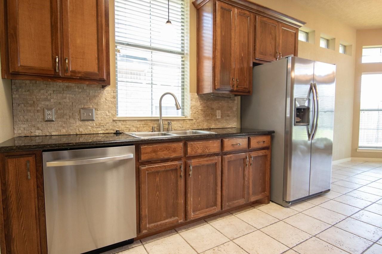 5745 Kathy Ln - Photo 5 of 17
