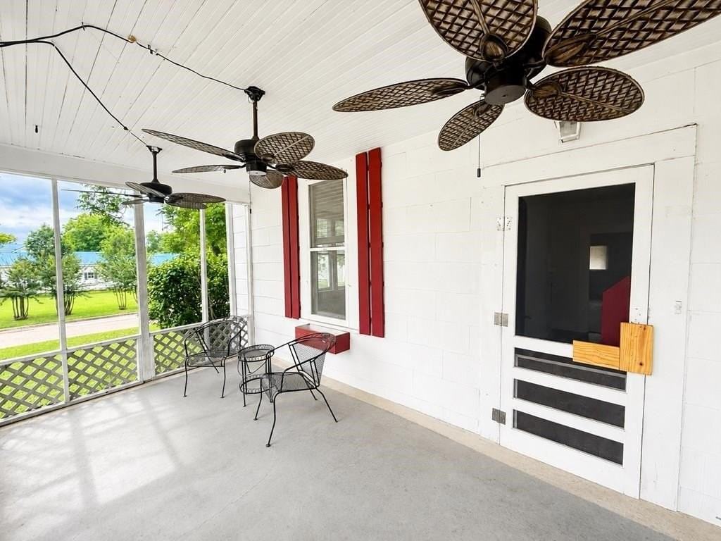 509 N Peachtree St - Photo 2 of 20
