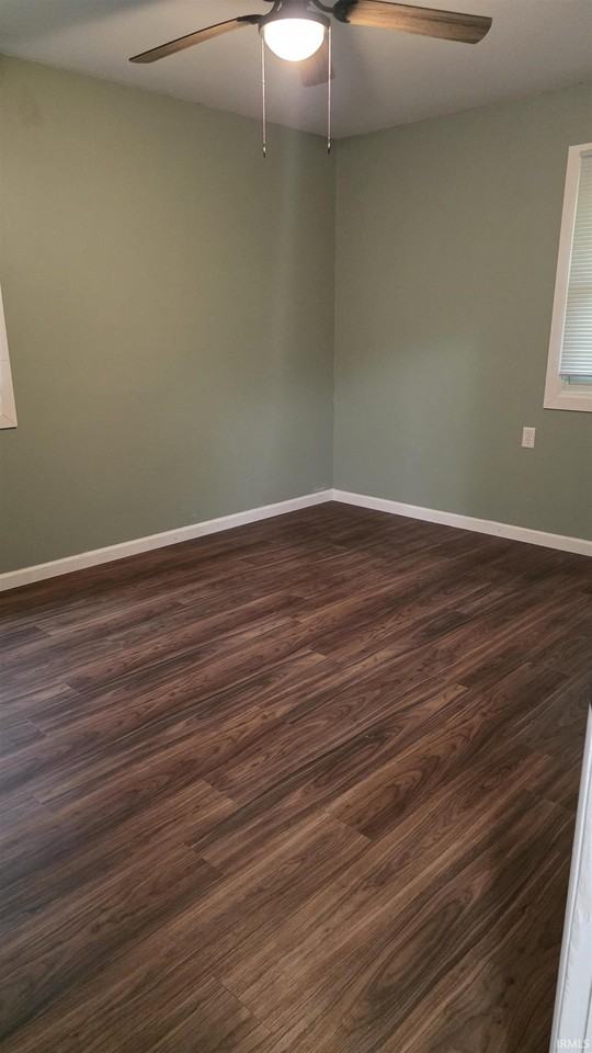 621 S Village Dr - Photo 7 of 16