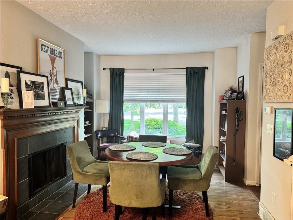 30 Cornhill Pl - Photo 4 of 12