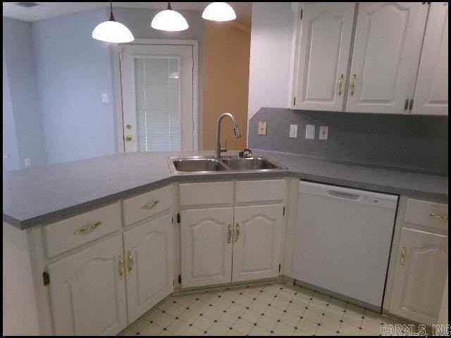 1024 Colonial Dr - Photo 5 of 25