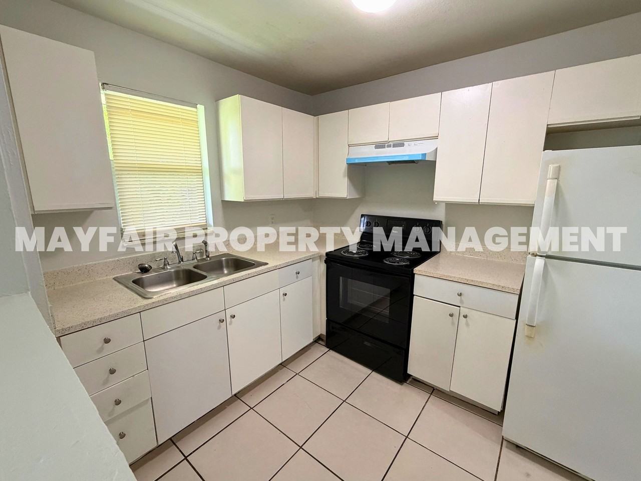 4160 NW 21st Street (Calypso Cay) -  E-220 - E-220 #E220 - Photo 3 of 15