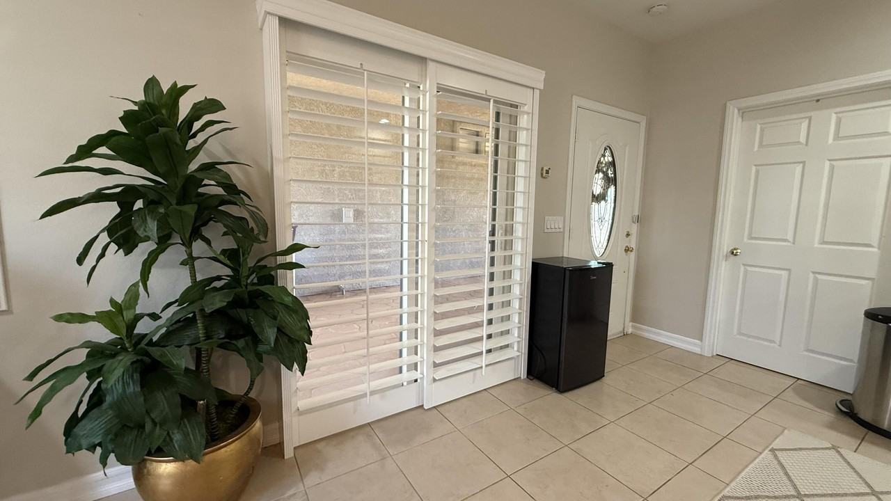 80161 Malaga Ave - Photo 7 of 27