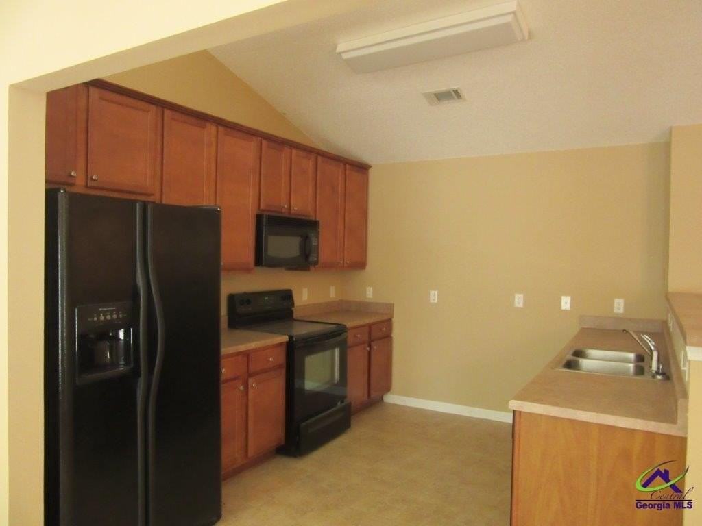 302 Timberwind Dr - Photo 3 of 6