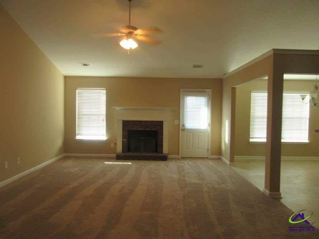 302 Timberwind Dr - Photo 5 of 6