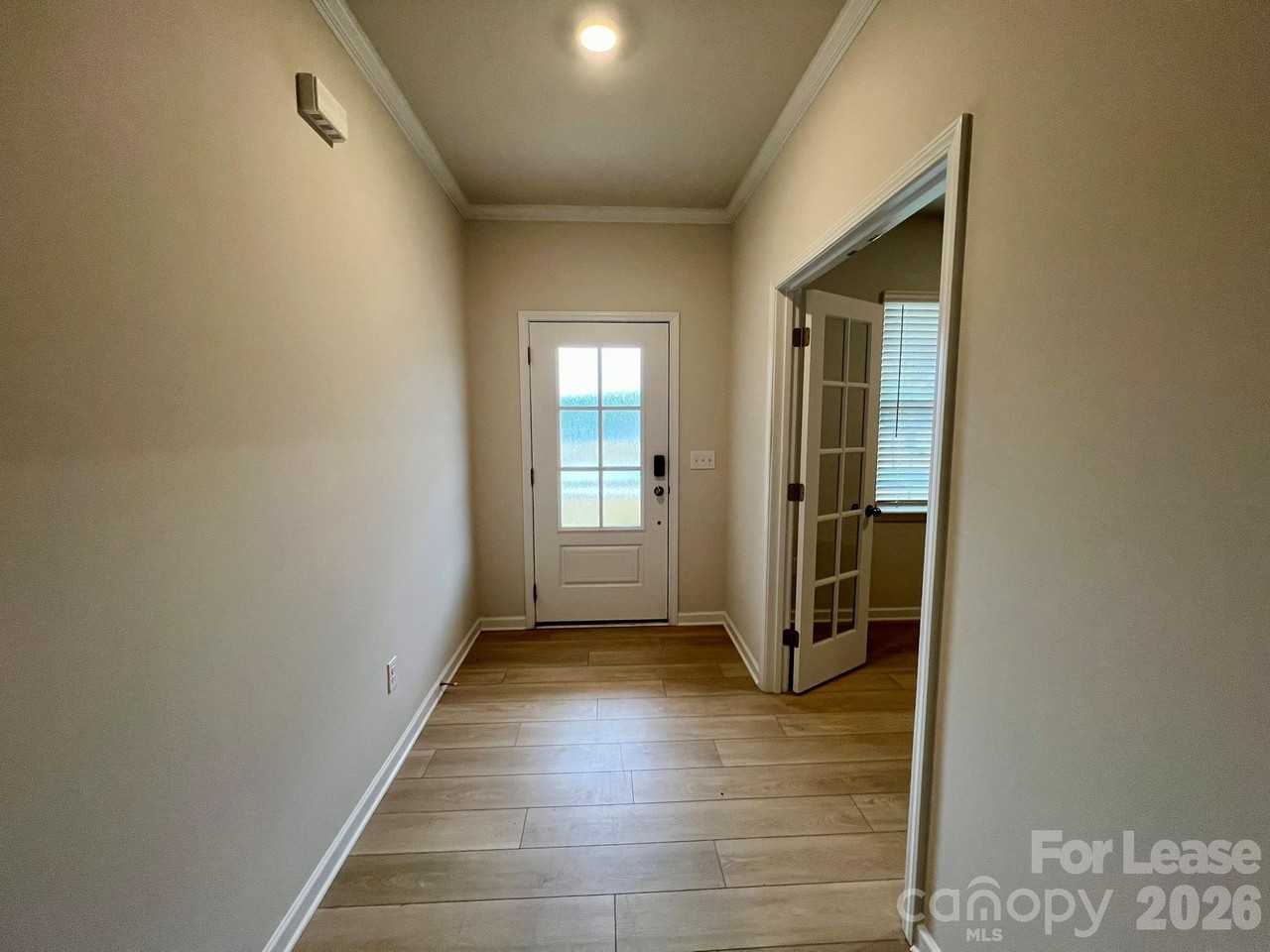 314 Hamptons Cove Rd - Photo 3 of 34