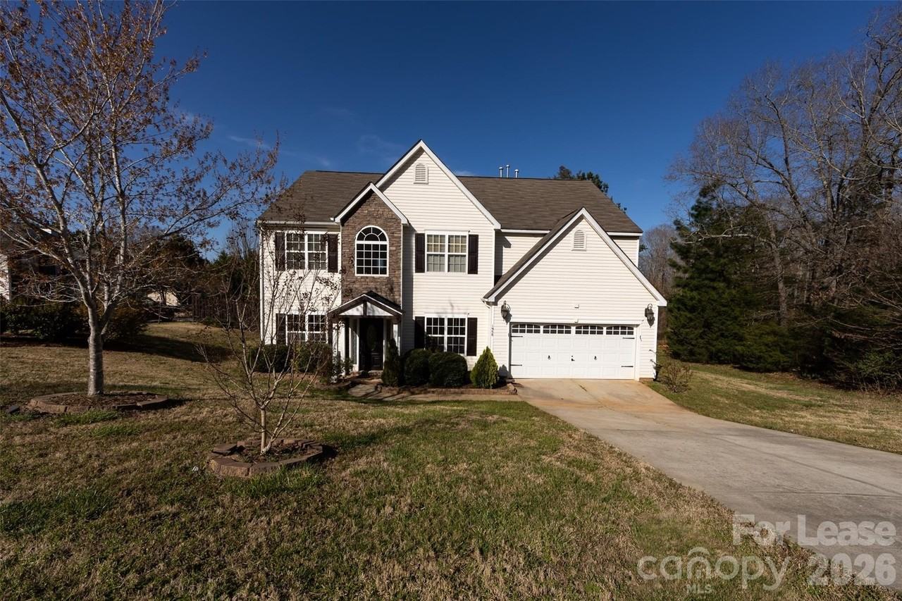 1958 Trace Creek Dr - Photo 2 of 45