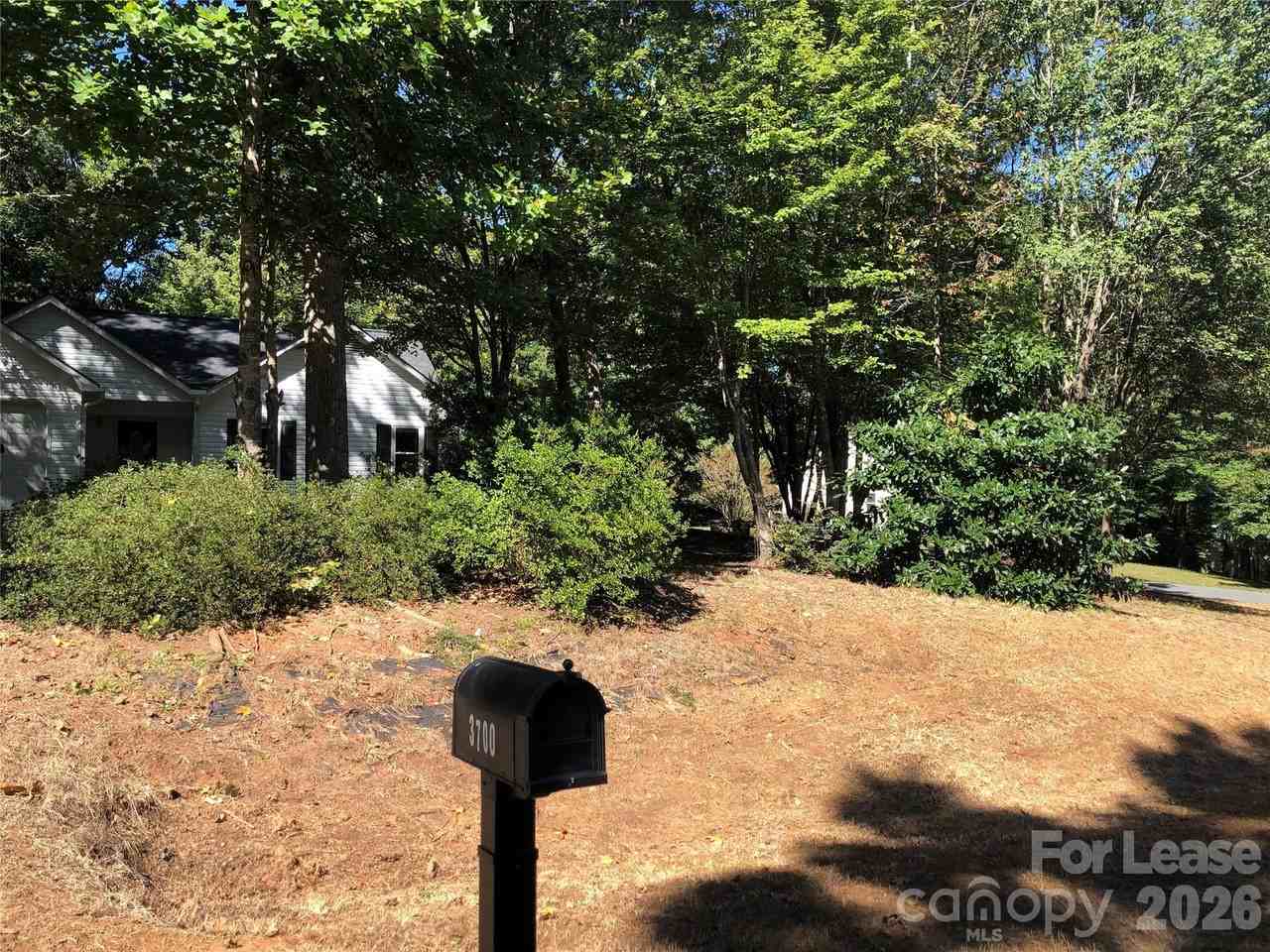 3700 Sandberry Dr - Photo 2 of 16