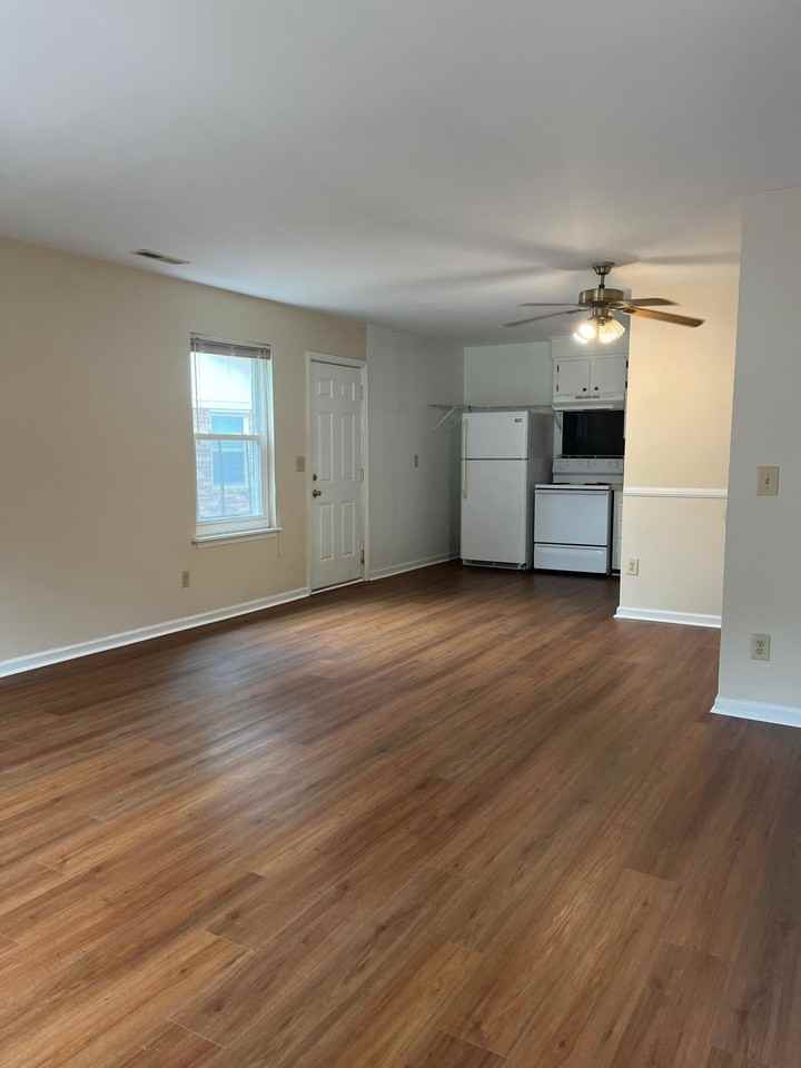 825 Sandpiper Dr #B - Photo 2 of 5