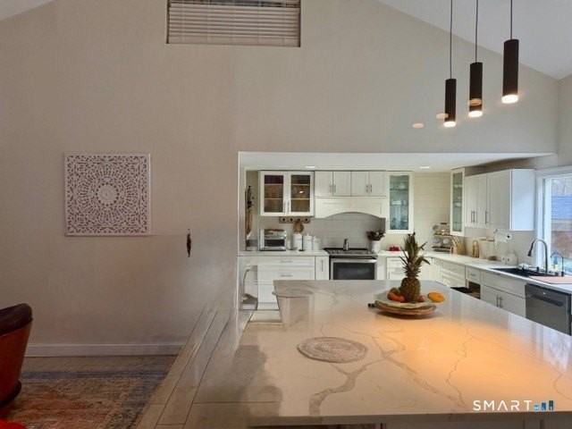 24 N Calvin Rd - Photo 5 of 17