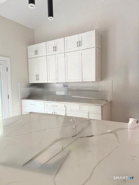24 N Calvin Rd - Photo 6 of 17