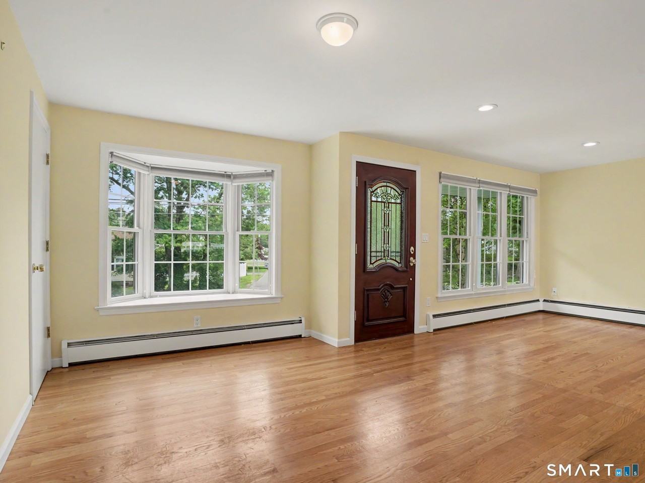 42 County St - Photo 4 of 25