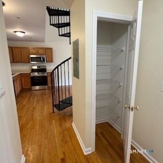 680 Boston Post Rd #25 - Photo 3 of 14