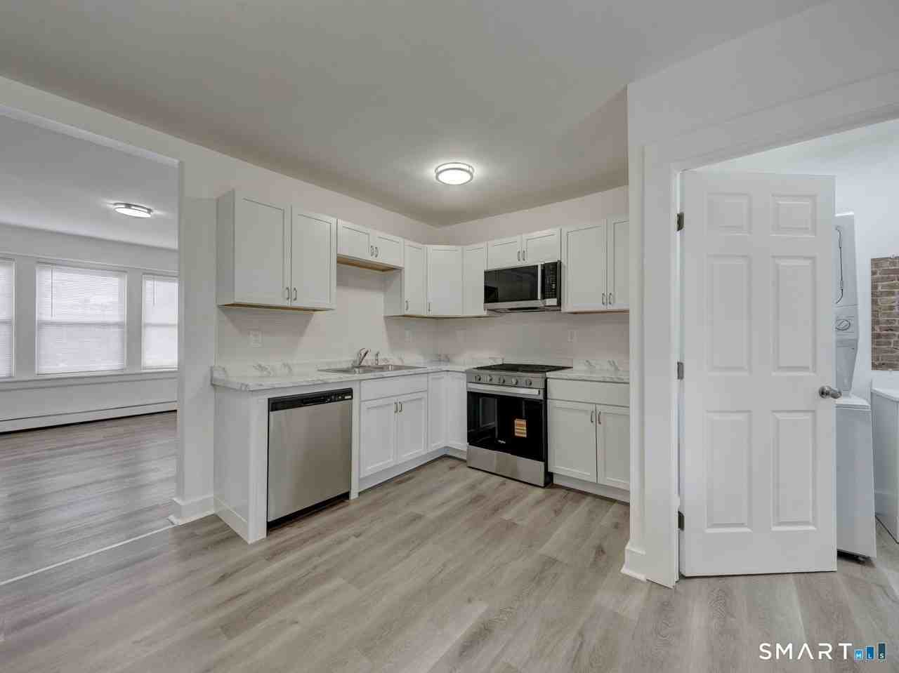 59 Daly Ave #1W - Photo 5 of 16