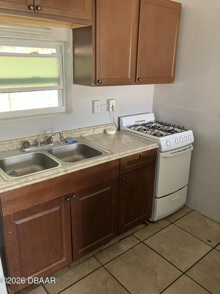 119 High St - Photo 4 of 17