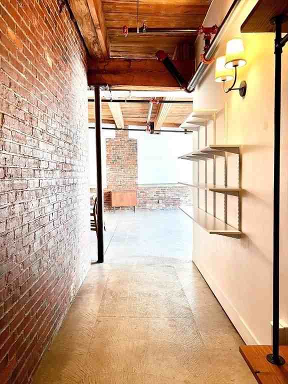 950 Dorchester Ave - Photo 3 of 18