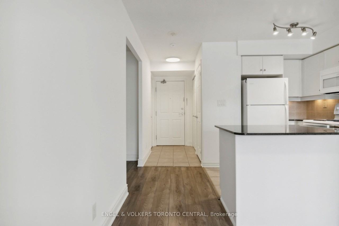 19 The Chelsea - Photo 6 of 37