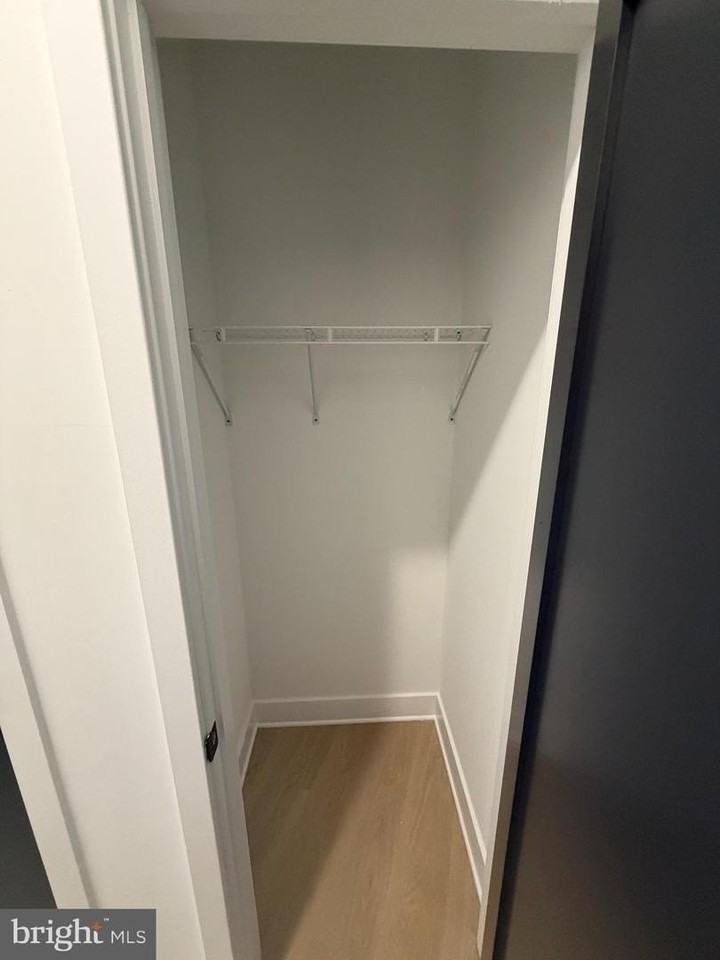 635 N 5th St - Photo 3 of 10