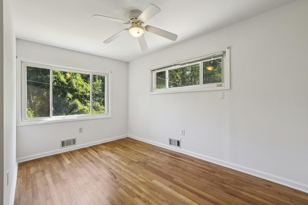 2056A Abby Ln Ne - Photo 4 of 50