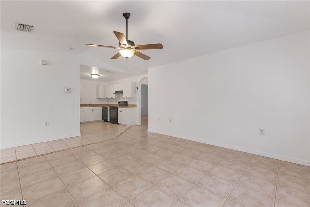 221 Meadow Rd - Photo 5 of 13