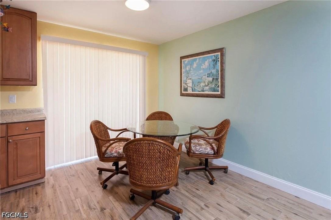 11093 Kelly Rd - Photo 4 of 12