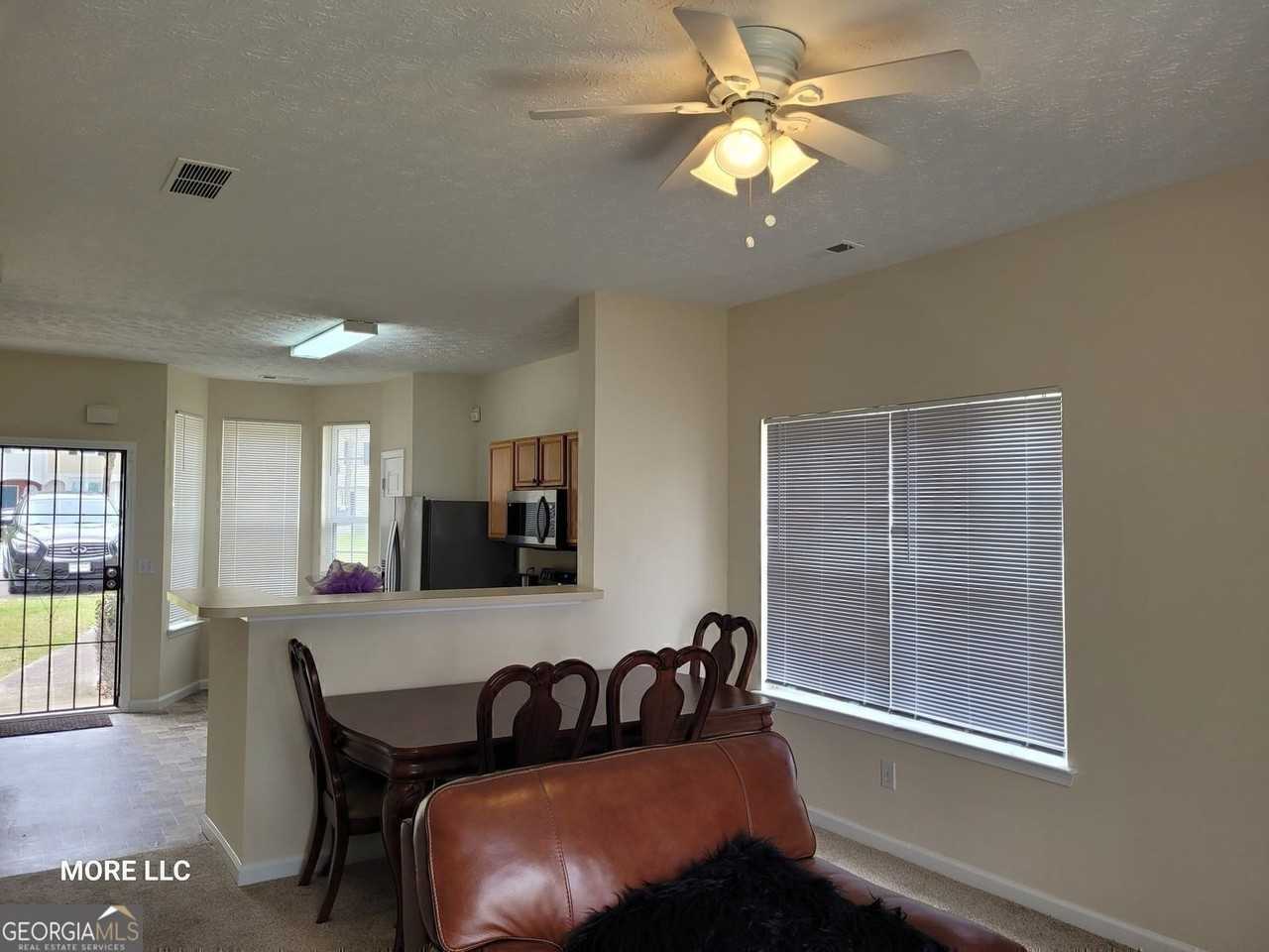 6104 Camden Forrest Ct - Photo 4 of 8
