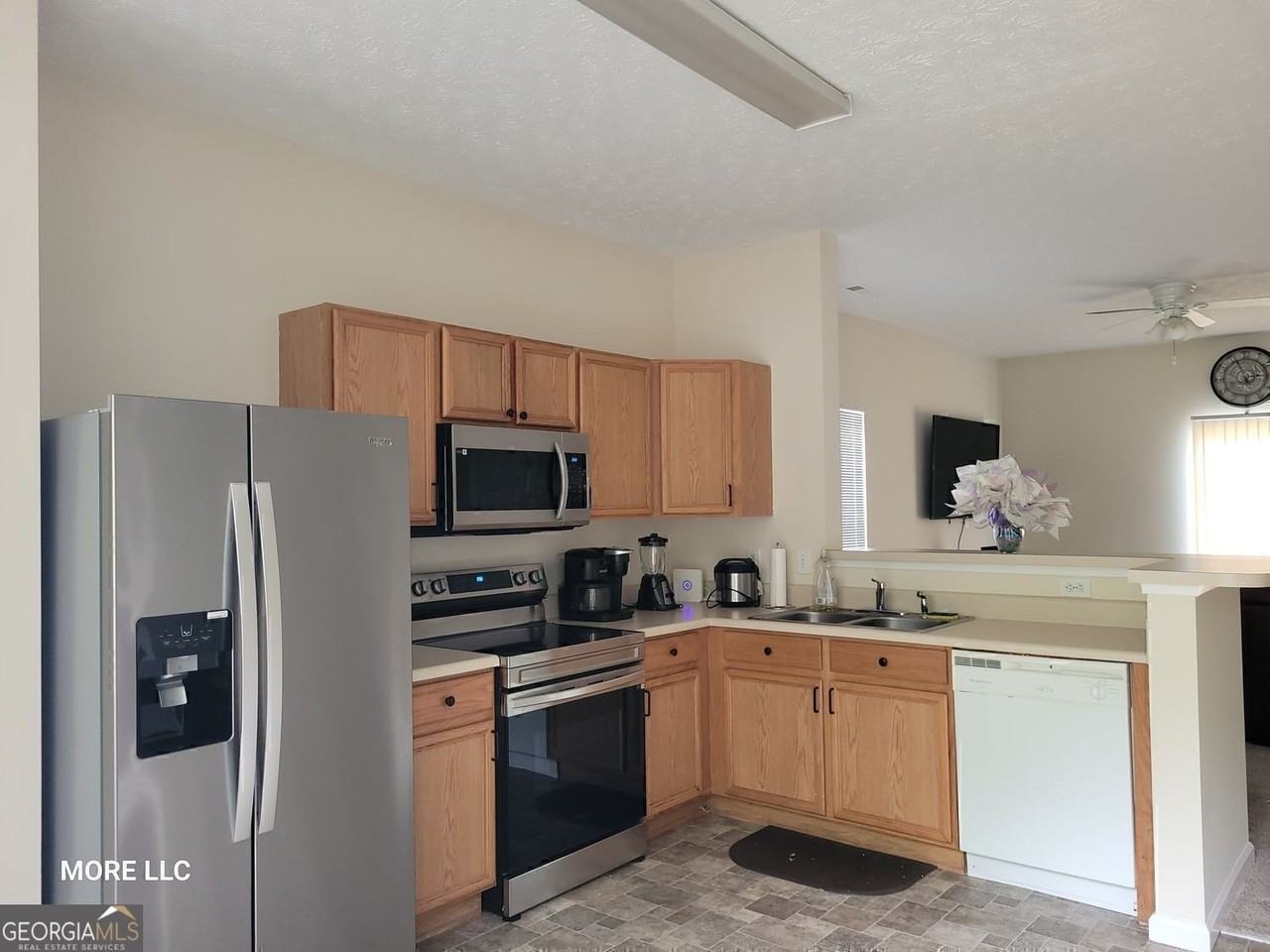 6104 Camden Forrest Ct - Photo 5 of 8