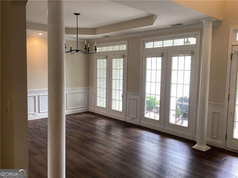 402 Woodbrook Ct - Photo 7 of 22