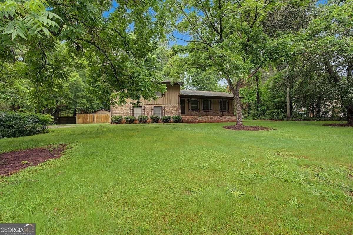 2985 Fredrick Dr - Photo 5 of 48