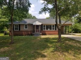 featured image of 16 Rooney Rd Sw