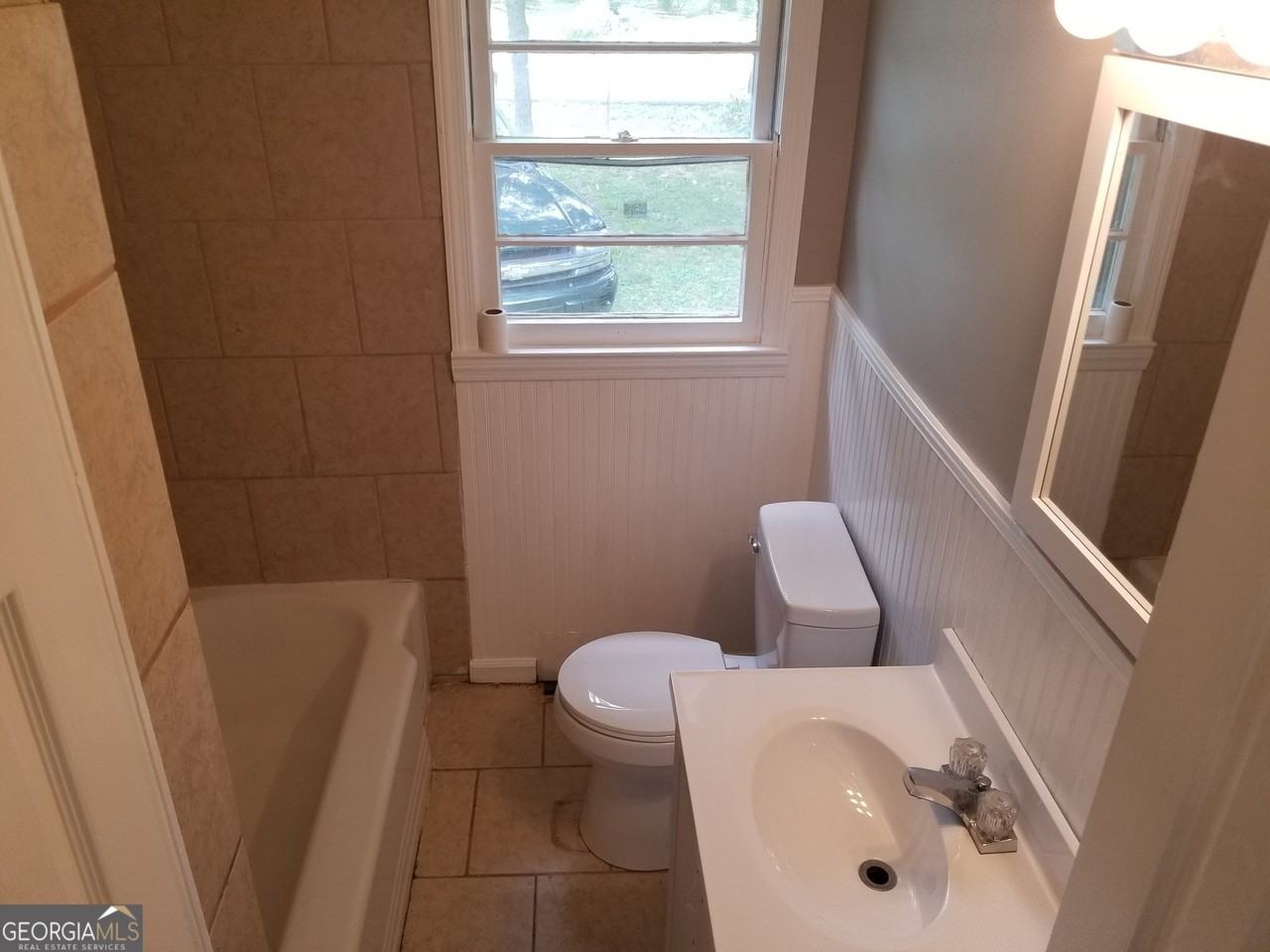 16 Rooney Rd Sw - Photo 3 of 23