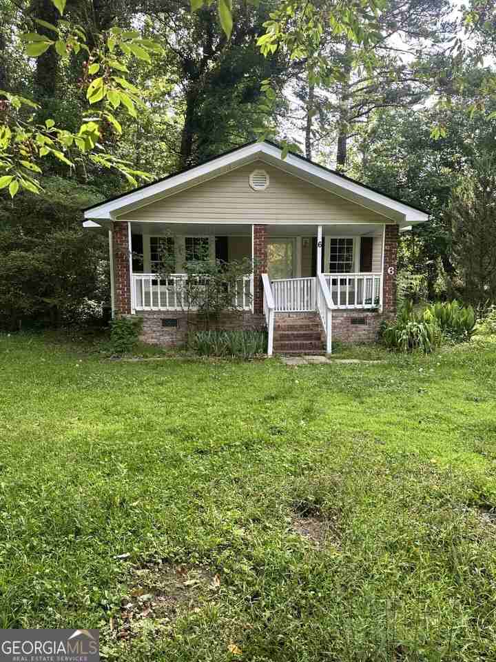 6 Windsor Dr